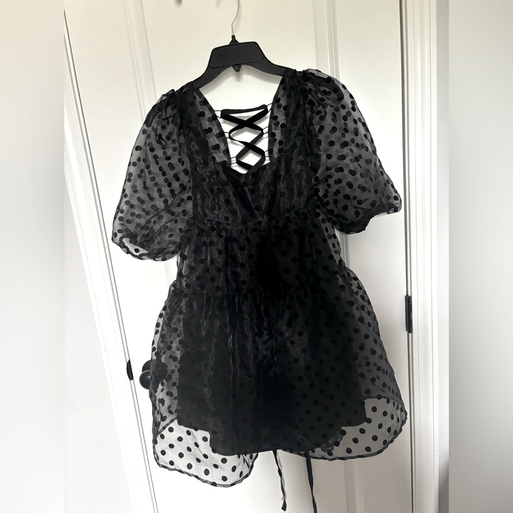 Puffy sleeves dress